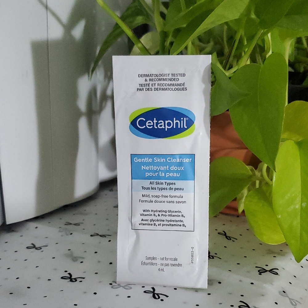 💚 FREE WITH PURCHASE - Cetaphil Gentle Skin Cleanser Travel Size